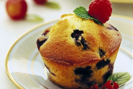 Muffin me fruta mali